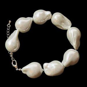 ✨Elegant White Crystal Pearls Bracelet